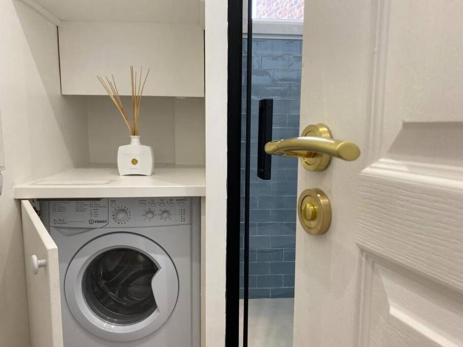 Cosy Studio A 20 Min Del Arco Del Triunfo En Rer Мезон-Лафит Экстерьер фото